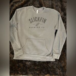 Slickfin Brewing Co Gray Crewneck Sweatshirt Medium Brewery Graphic